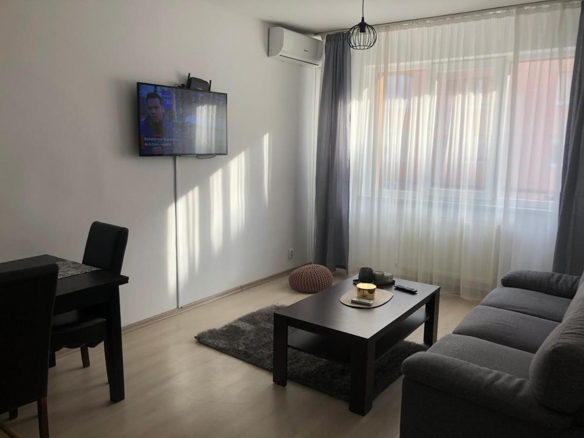 Confort Apartment Mediaş Εξωτερικό φωτογραφία